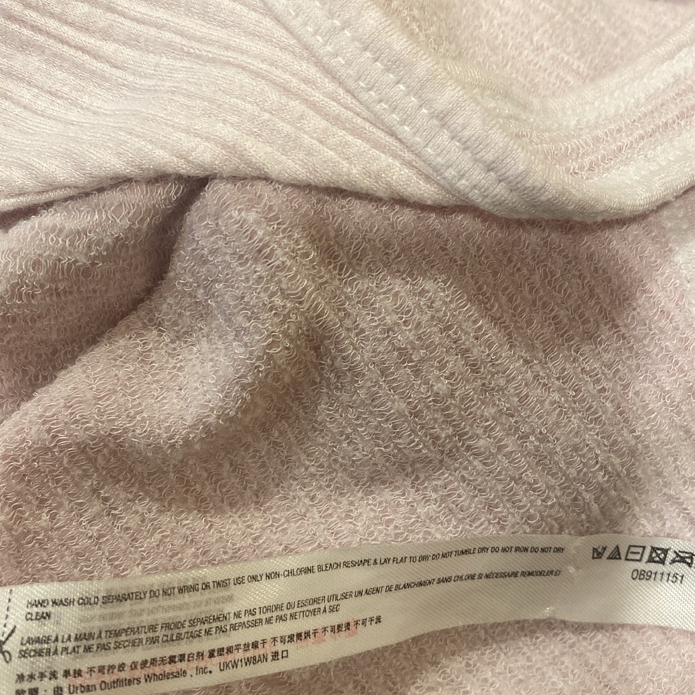 Light Pink Ribbed Tank Top - Picture 6 of 6
